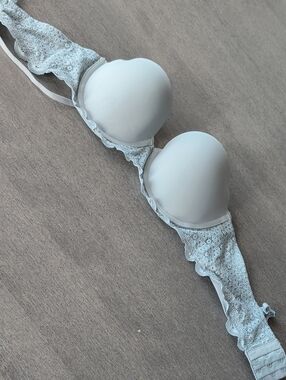 36b aerie Light Gray Lace Push-Up Bra with Smooth Molded Cups